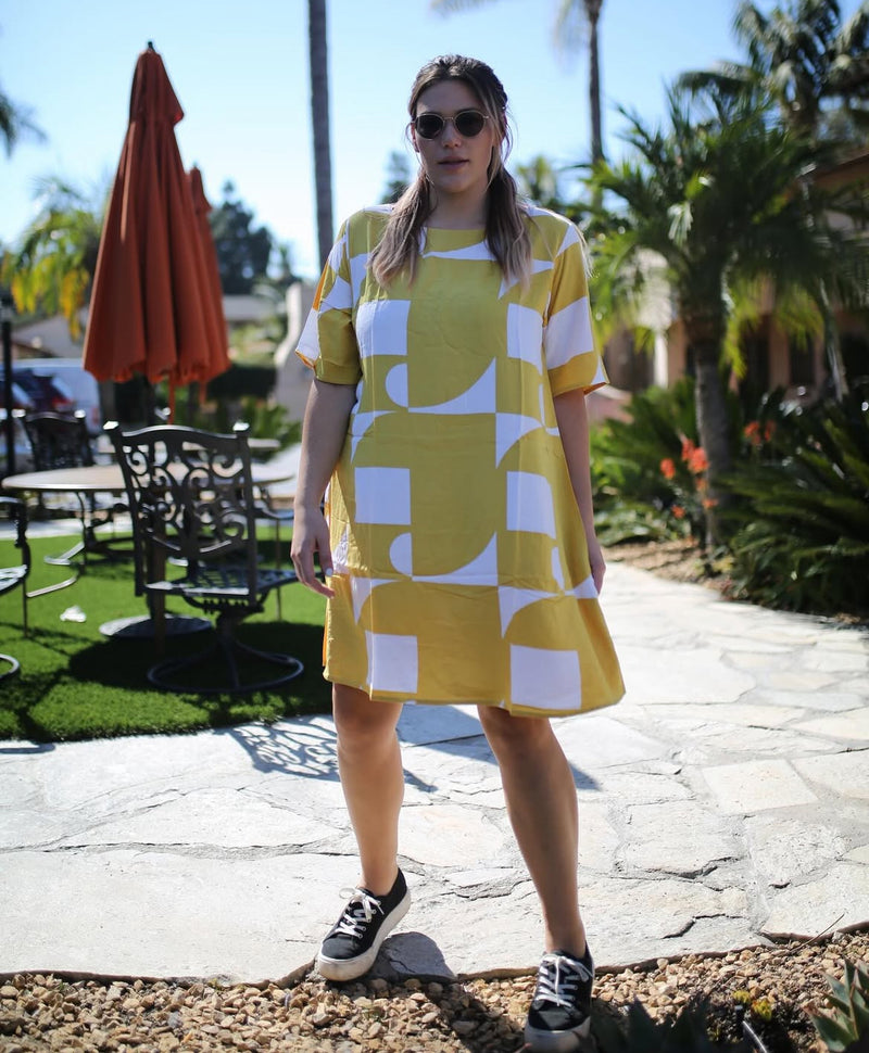 Puzzle Merokok Dress in Mustard