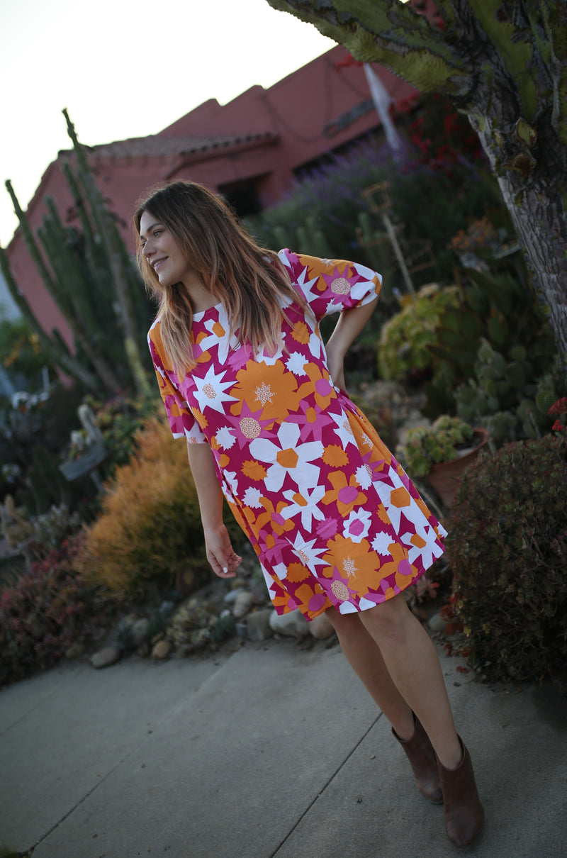 Flower Power Merokok dress in Purple