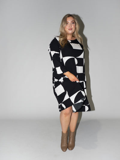 Puzzle Frill Dress in Black