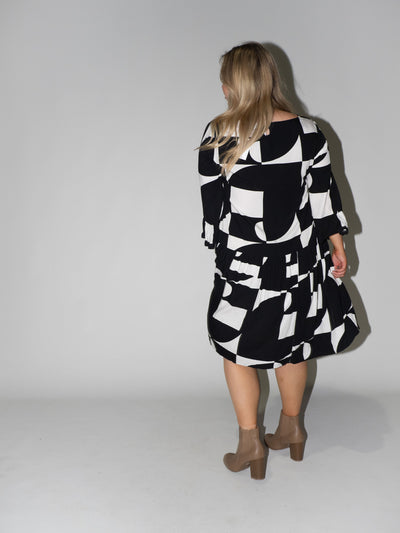 Puzzle Frill Dress in Black